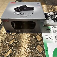 Videocámara digital JVC Everio GZ-HM30 HD con cargador y manuales caja original segunda mano  Embacar hacia Argentina