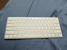 Teclado mágico Apple MLA22LL - Branco comprar usado  Enviando para Brazil