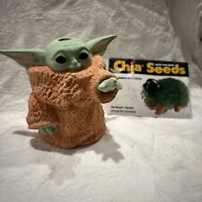 Nueva maceta decorativa Chia Pet Star Wars: The Mandalorian - The Child Baby Yoda segunda mano  Embacar hacia Argentina