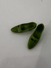 Paire chaussures verte d'occasion  France