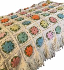 Cobertor de crochê vintage quadrado feito à mão da vovó multicolorido franja chique gasto comprar usado  Enviando para Brazil