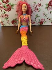 Muñeca de moda sirena arco iris Barbie segunda mano  Embacar hacia Mexico
