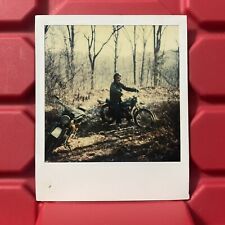 Fotografia Polaroid Motorcycle Man Hanging In The Woods 3,5 x 4 vintage década de 1980 comprar usado  Enviando para Brazil