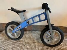 Bicicleta de equilibrio de calle FirstBIKE SIN ruedas de entrenamiento sin pedales azul niños niños 2-5 segunda mano  Embacar hacia Argentina