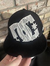 DC Skateboards x New Era 59fifty Sombrero/Gorra Goteo Logotipo 7 5/8 - Negro , usado segunda mano  Embacar hacia Argentina