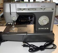 Máquina de coser Singer CG590 18 puntos grado comercial con pedal, usado segunda mano  Embacar hacia Argentina