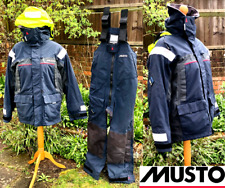 Men musto br2 for sale  Shipping to Ireland