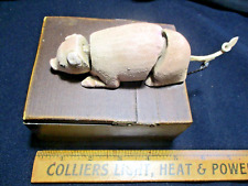Usado, Caixa de bugigangas de madeira mecânica primitiva com porco que abre a caixa antiga comprar usado  Enviando para Brazil