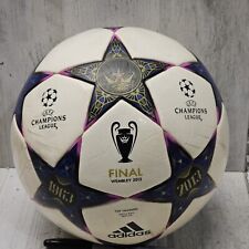 Raro balón oficial de partido de Adidas UEFA Champions League final Wembley 2013 segunda mano  Embacar hacia Argentina