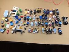 Lote de 41 bonecos Playmobil Geobra pessoas polícia enfermeira médico hospital motocicleta comprar usado  Enviando para Brazil