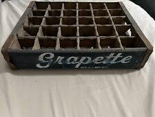 Usado, Caja de madera vintage para botella de refresco GRAPETTE, alrededor de los años 40 segunda mano  Embacar hacia Argentina