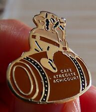 Rare pin gaulois d'occasion  Charbonnières-les-Varennes