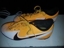 Chaussures football nike d'occasion  Coulommiers