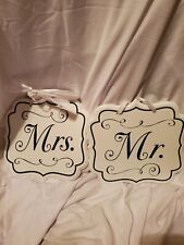 Conjunto de 2 placas de cadeira de recepção de casamento Mr and Mrs mostradas comprar usado  Enviando para Brazil