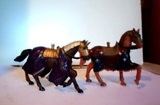 Usado, Caballeros medievales caballos de justas x 2 diferentes cada uno con poste para que el jinete se siente segunda mano  Embacar hacia Argentina
