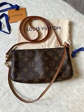 Louis vuitton pochette d'occasion  Maintenon