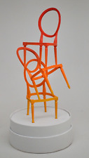 Estatueta colecionável Christian Dior histórica laranja medalhão modelo cadeira comprar usado  Enviando para Brazil