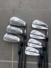 Conjunto de ferros forjados Titleist MB 710 #4-9-P 7 peças ouro dinâmico S200 comprar usado  Enviando para Brazil