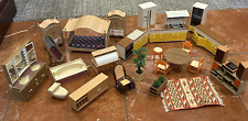 LOTE ENORME TOMY SMALLER HOMES MUEBLES CASA DE MUÑECAS MCM AÑOS 1970 EXCELENTE segunda mano  Embacar hacia Argentina