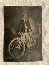 Fotografia antiga tipo lata J T Kennedy em bicicleta 3 x 5 Plus Check 1916, usado comprar usado  Enviando para Brazil
