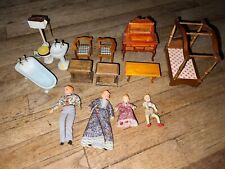 Muebles vintage de madera para casa de muñecas con baño familiar y de cerámica 14 piezas segunda mano  Embacar hacia Argentina