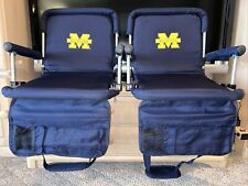 Usado, 2 assentos portáteis acolchoados dobráveis para estádio Bleacher University Of Michigan U of M comprar usado  Enviando para Brazil