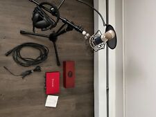 Interfaz de audio Focusrite Scarlett 8i6 tercera generación incluida con auriculares segunda mano  Embacar hacia Argentina