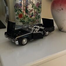 Franklin Mint - 1961 Lincoln Continental 1:24 diecast for sale  Shipping to Canada