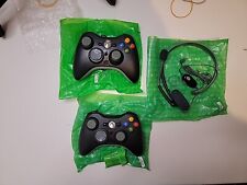 2 controles sem fio originais, autênticos, OEM Microsoft Xbox 360 + fone de ouvido  comprar usado  Enviando para Brazil
