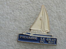 Pin voilier catamaran d'occasion  Le Pontet