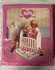 Estuche de vinilo Kelly Baby Sister of Barbie 1992 con patrón, Kelly, cuna, lote de ropa segunda mano  Embacar hacia Mexico