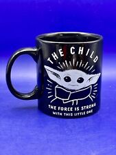 Caneca de café Star Wars Baby Yoda preta 20 oz The Child Mandalorian Force Is Strong, usado comprar usado  Enviando para Brazil