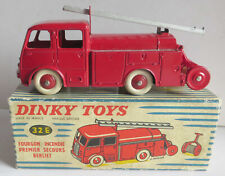 Dinky toys fourgon d'occasion  Sceaux