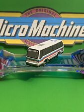 Autobús de compañía Micro Machines lleno de baches segunda mano  Embacar hacia Argentina