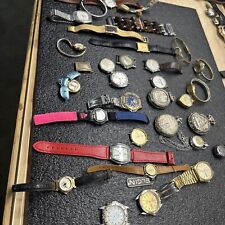 Lote de 35 relógios vintage + - Todos os tipos como estão comprar usado  Enviando para Brazil