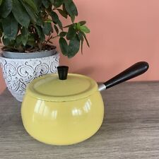 Casserole vintage jaune d'occasion  Voujeaucourt