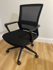 Cadeira de escritório de malha com estrutura preta da Neo Chair, usado comprar usado  Enviando para Brazil