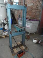 Air hydraulic press. for sale  MANCHESTER