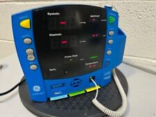 Monitor de signos vitales GE Dinamap CareScape V100 con termómetro y fuente de alimentación  segunda mano  Embacar hacia Argentina