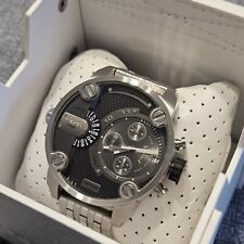 Relógio masculino Diesel Mr. Daddy 2.0 cronógrafo várias vezes mostrador cinza/prata  comprar usado  Enviando para Brazil
