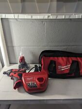 Kit de destornillador hexagonal Milwaukee 2401-22 M12 1/4 in con batería 3,0, cargador, bolsa P52, usado segunda mano  Embacar hacia Argentina