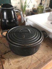 Ancienne cocotte marmitte d'occasion  Saint-Marcel