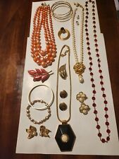 Lot vintage jewelry for sale  Reisterstown