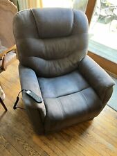 Electric recliner lounge for sale  Great Neck
