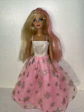 2012 muñeca Glam Hair Barbie rubia con rayas rosas Mattel rediseñada segunda mano  Embacar hacia Argentina