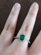 anello con smeraldo usato  Castel San Giovanni