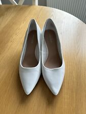 White shoes size for sale  LINCOLN