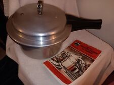 Vintage Mirro-Matic Aluminum 4QT Pressure Cooker W/Booklet segunda mano  Embacar hacia Argentina