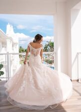 Stunning wedding dress for sale  Fort Thomas