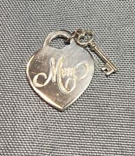 Pingente de prata esterlina com chave para meu coração gravado “mãe” Tiffany & Co comprar usado  Enviando para Brazil